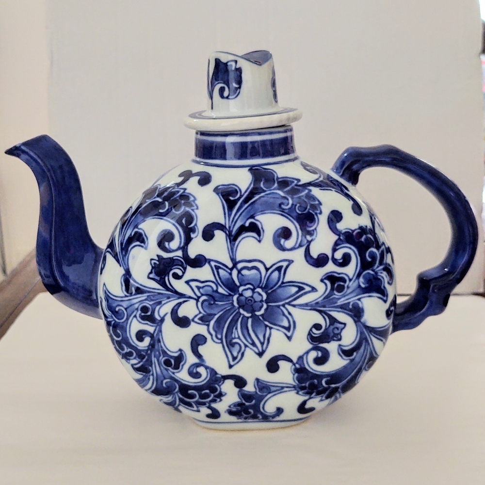 Vintage Blue and White Ceramic Teapot EUC